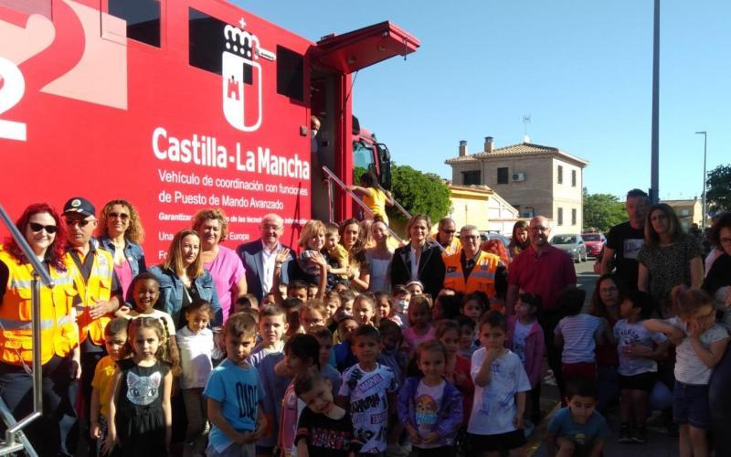 Conoce Castilla-La Mancha-El Servicio 112 visita el Colegio 'Guillermo Plaza' de Yuncos
