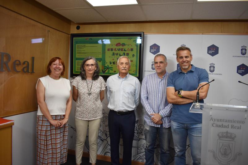 Conoce Castilla-La Mancha-Presentadas las Escuelas y Aulas Municipales estivales y el ‘Diververano’ 